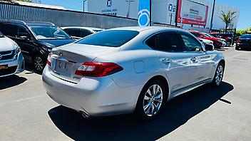 2014 Nissan Fuga 350GT HYBRID