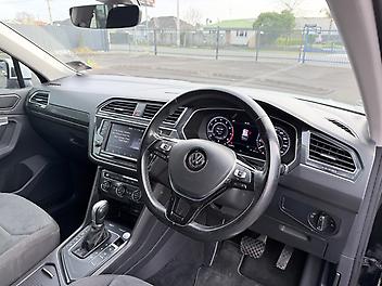 2017 Volkswagen Tiguan 1.4TSI Highline 2WD ~1Yr MBI Free