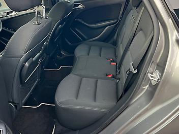2012 Mercedes-benz B 180 CGI **Electric+Memory Seats*Parking Sensors*Bluetooth**