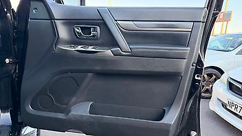 2017 Mitsubishi Pajero PAJERO SUBMODEL EXCEED 3.2D/4WD/5AT