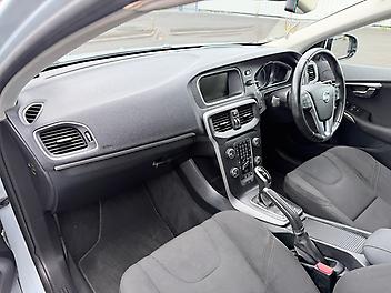 2013 Volvo V40 T4 Cruise, Rear Park Sensors, Push Start *Low kms*