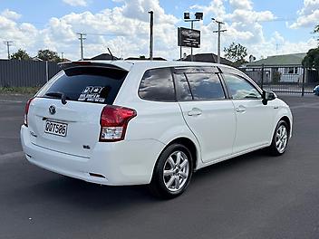 2014 Toyota Corolla Fielder Hybrid *Push Start*Heated Seats*Low kms*