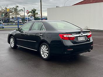 2012 Toyota Camry G Hybrid, Electric Seats, Bluetooth Stereo