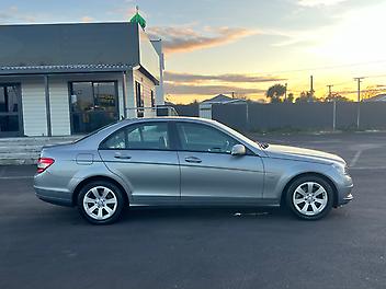 2010 Mercedes-benz C 250 CGI BlueEfficiency