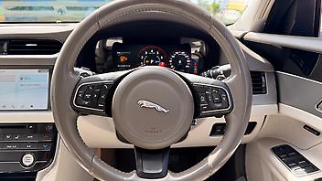 2017 Jaguar Xf Prestige