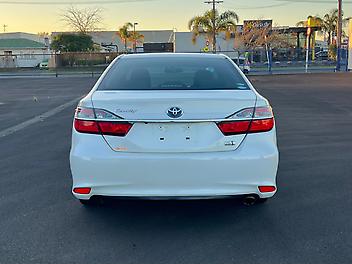 2015 Toyota Camry G Hybrid, Electric Seats, Bluetooth Stereo