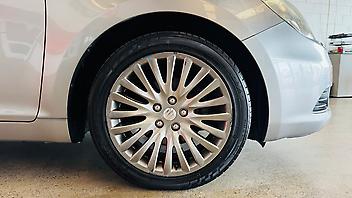 2010 Suzuki Kizashi LTDC 2.4 4DR 