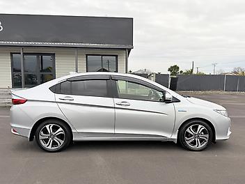 2016 Honda Grace Hybrid EX, Honda Sensing Suite, Low Kms, 1 Owner