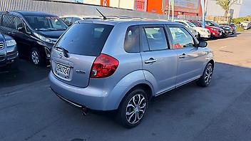 2006 Mazda Verisa NOBLE COUTURE