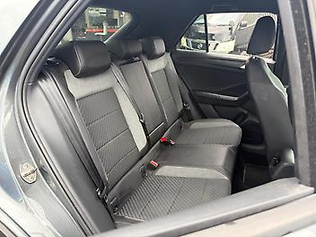 2019 Volkswagen T-roc R-LINE TSI 4MOTION 2