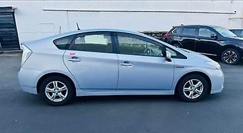 2015 Toyota Prius Bluetooth/Tidy