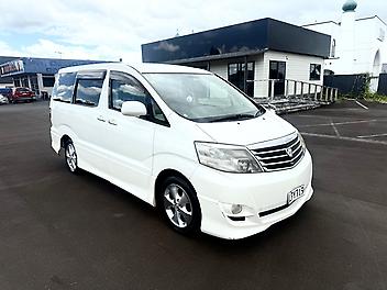 2006 Toyota Alphard 8 Seater family van  