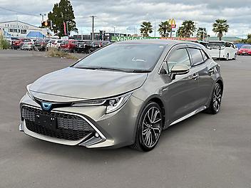 2019 Toyota Corolla Sport Hybrid with Toyota Safety Sense 2.0