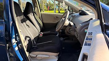 2008 Toyota Vitz