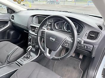 2013 Volvo V40 T4 Cruise, Rear Park Sensors, Push Start *Low kms*