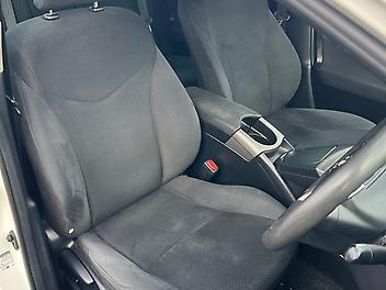 2015 Toyota Prius New Tyres & Service , NZ 1 Owner, Fuel Saver