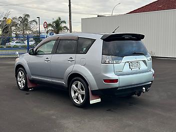 2007 Mitsubishi Outlander 2.4L 7Seater, 4WD, Bluetooth, Rev Cam, Tow-Bar