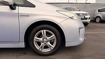 2015 Toyota Prius Bluetooth/Tidy