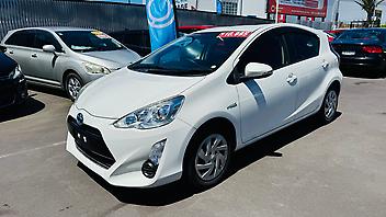 2015 Toyota Aqua HYBRID/PUSH START