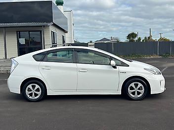 2015 Toyota Prius New Tyres & Service , NZ 1 Owner, Fuel Saver