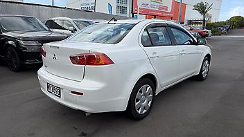 2008 Mitsubishi Galant 2 Keys/Tidy