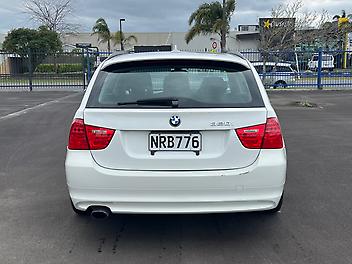 2012 Bmw 320i Touring **Heated & Memory Seats*i-Drive**