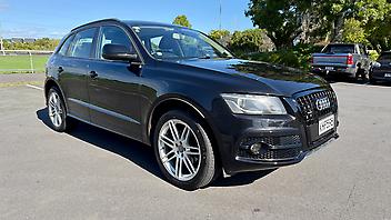 2011 Audi Q5 2.0T QUATTRO S-LINE