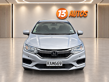 2018 Honda Grace Hybrid with Honda Sensing Suite, 1NZ Owner