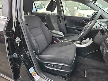 2014 Honda Accord LX .. Hybrid 