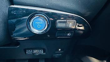 2019 Toyota Prius HYBRID