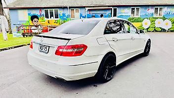 2011 Mercedes-benz E 300 Avantgarde