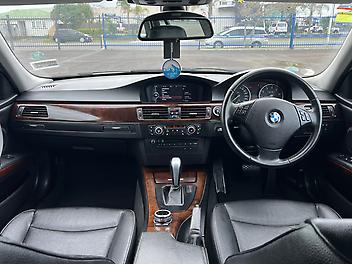 2012 Bmw 320i Touring **Heated & Memory Seats*i-Drive**
