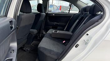 2008 Mitsubishi Galant 2 Keys/Tidy
