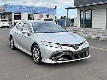 2020 Toyota Camry X Hybrid with Toyota Safety Sense