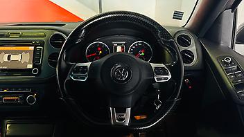 2015 Volkswagen Tiguan R Line .. NZ New ..Tow bar ..