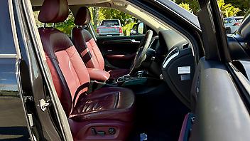 2011 Audi Q5 2.0T QUATTRO S-LINE