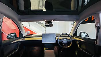 2022 Tesla Model Y REAR WHEEL DRIVE 60K