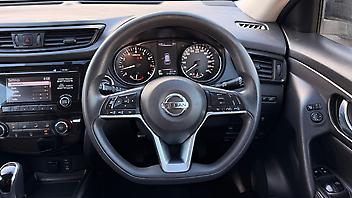 2017 Nissan X-trail ST 2.5P/6CVT/SW/5DR