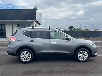 2014 Nissan X-trail 20X Safety Package*Roof Racks