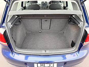 2011 Volkswagen Golf 1.4L TSi with NZ Stereo, Rev Camera, Bluetooth