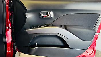 2012 Mitsubishi Outlander 2.0 2WD LS 7 Seater