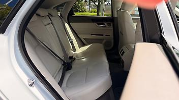 2017 Jaguar Xf Prestige