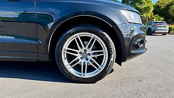 2011 Audi Q5 2.0T QUATTRO S-LINE