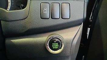 2010 Toyota Isis PLATANA