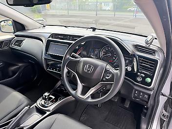2018 Honda Grace Hybrid with Honda Sensing Suite, 1NZ Owner