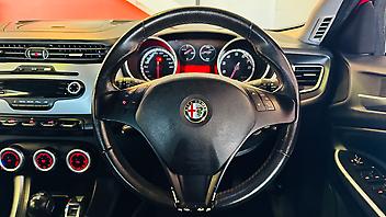 2013 Alfa Romeo Giulietta