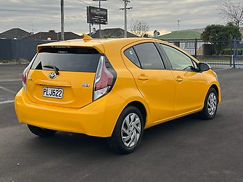 2015 Toyota Aqua S Hybrid **Push Start*Bluetooth*Rev Camera**