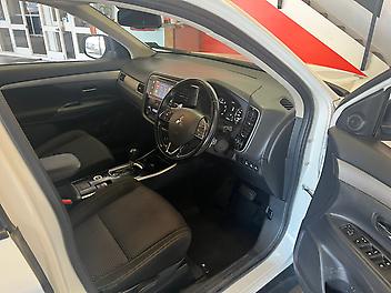 2017 Mitsubishi Outlander XLS 2.4P/4WD/CVT