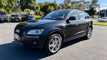 2011 Audi Q5 2.0T QUATTRO S-LINE