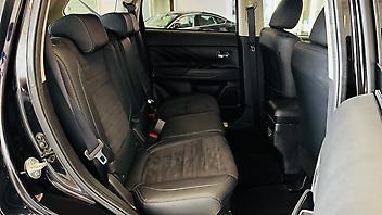 2015 Mitsubishi Outlander  G Navi Package